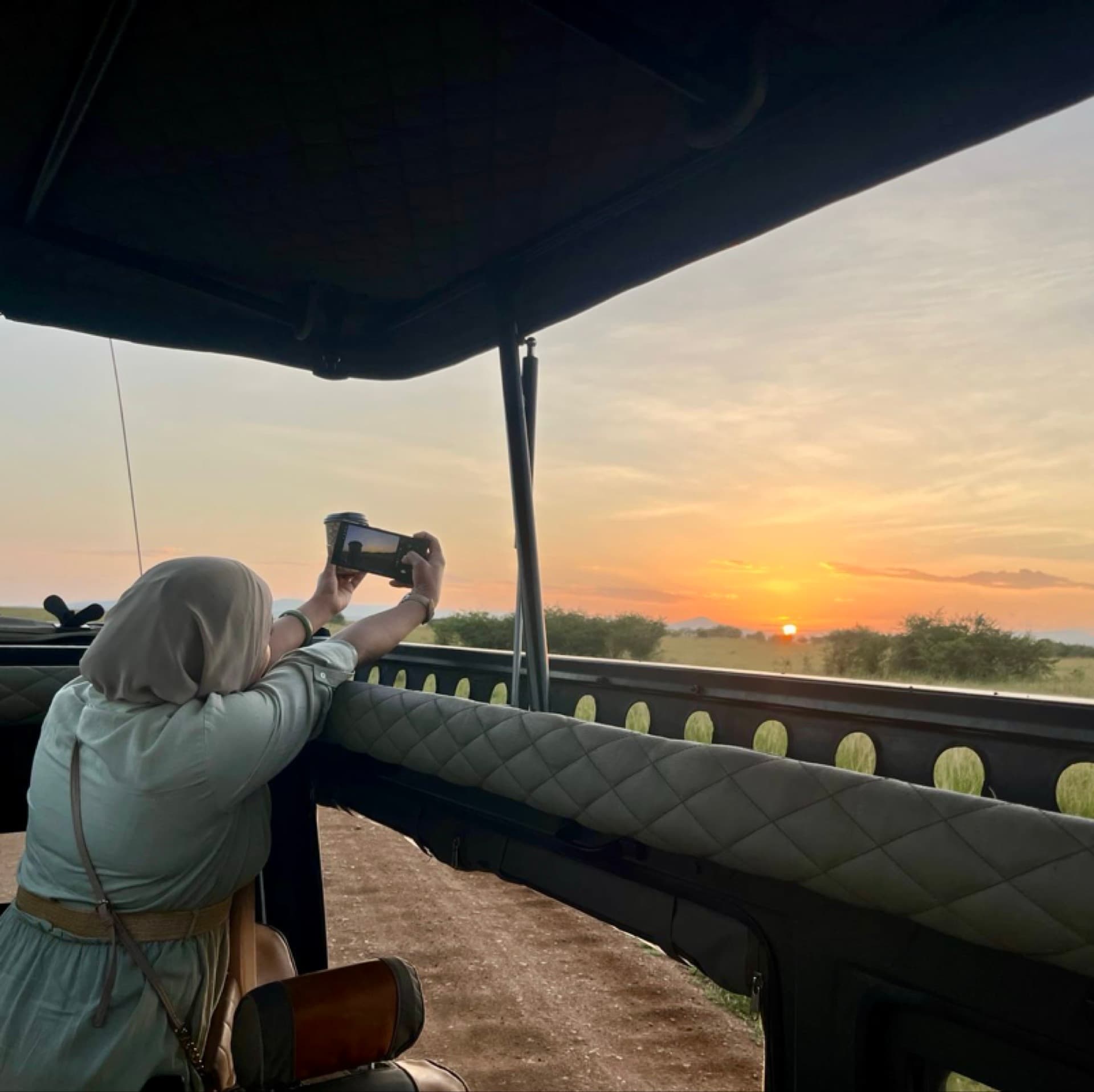Come experience Africa beyond the postcards 🌍✨
Golden sunsets, wild adventures, and memories that stay with you forever.
Book your next safari with Mida Safaris 🐘🌅 – by Brian Karanja